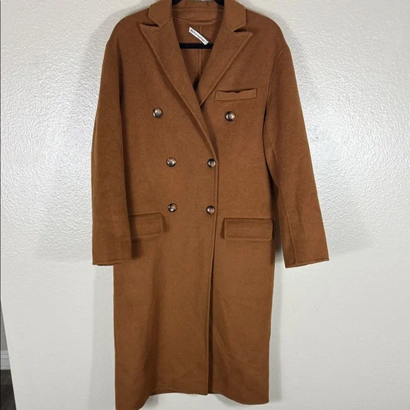 Reformation Hayden Coat in Cinnamon - Picture 4 of 9